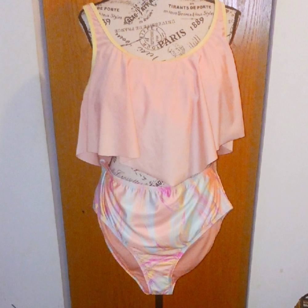 Womens Swimsuit Wear